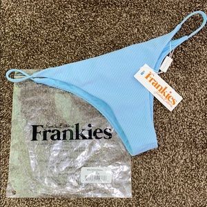 Frankie’s bikinis “Willa” bottoms in powder